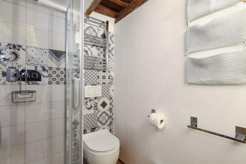 Cozy Loft Navigli, Close To Duomo And Bocconi - Italy Flat Vacation Milan Bagian luar foto
