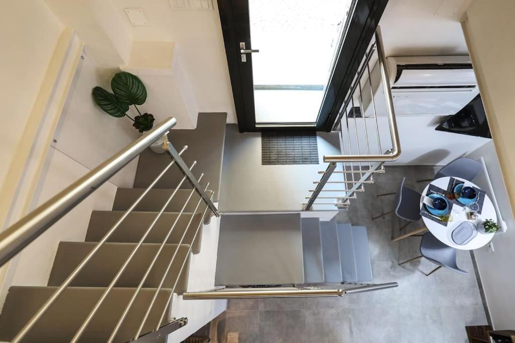Cozy Loft Navigli, Close To Duomo And Bocconi - Italy Flat Vacation Milan Bagian luar foto